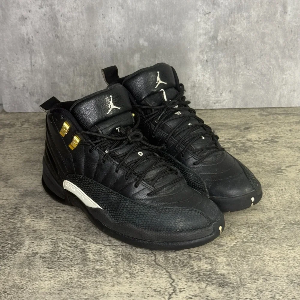 Jordan Air Jordan 12 Retro The Master Men 8 Black White 130690-013